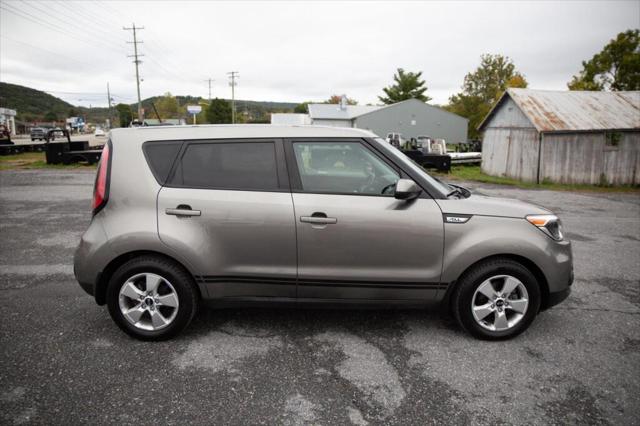 2019 Kia Soul Base 2019 Kia Soul Base