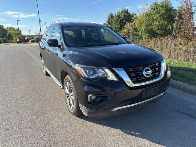 2018 Nissan Pathfinder SL 2018 Nissan Pathfinder SL
