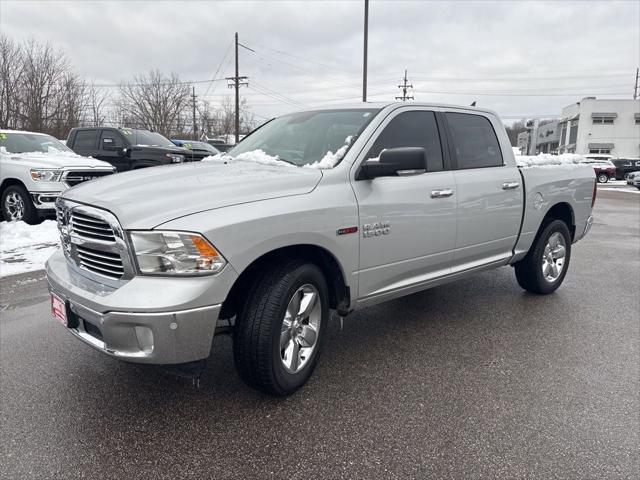 2017 RAM 1500 Big Horn Crew Cab 4x4 57 Box