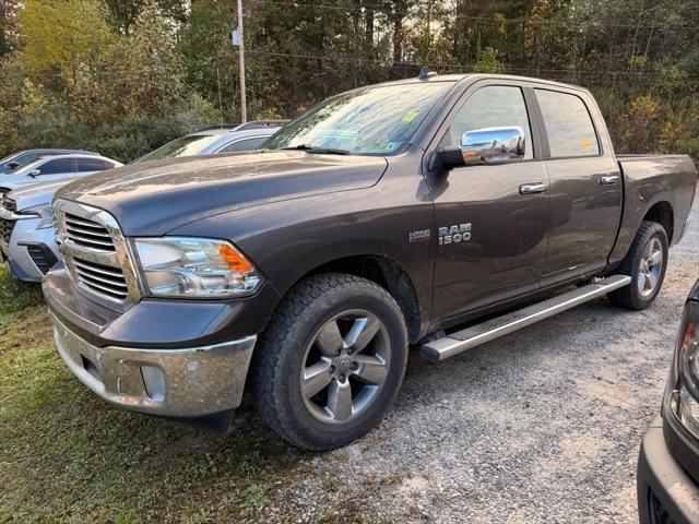 2017 RAM 1500 Big Horn Crew Cab 4x4 57 Box