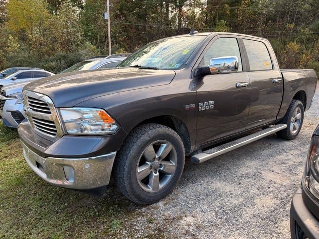 2017 RAM 1500 Big Horn Crew Cab 4x4 57 Box