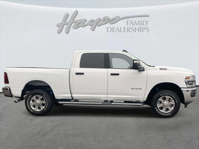 2025 RAM 2500 Lone Star Crew Cab 4x4 64 Box