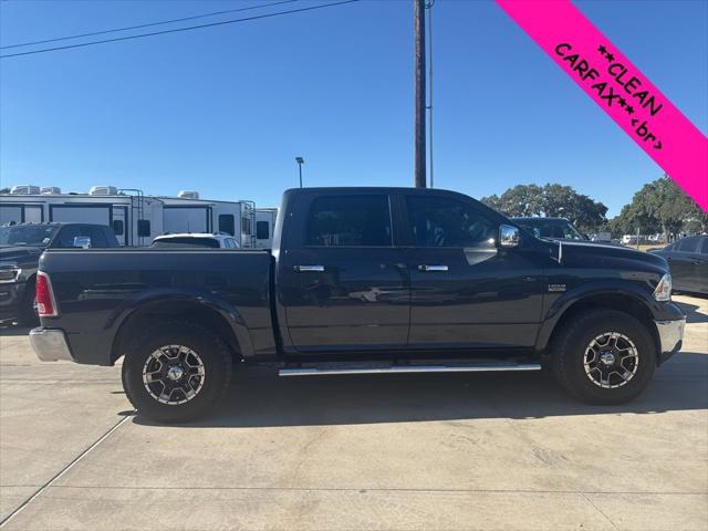 2017 RAM 1500 Laramie Crew Cab 4x4 57 Box