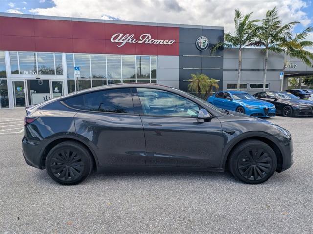 2024 Tesla Model Y Long Range Dual Motor All-Wheel Drive 2024 Tesla Model Y Long Range Dual Motor All-Wheel Drive