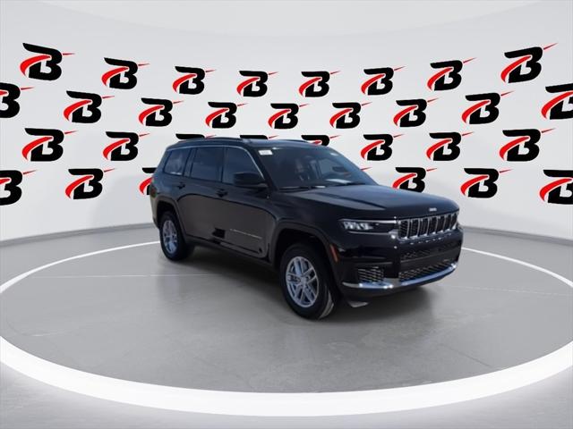 2025 Jeep Grand Cherokee GRAND CHEROKEE L LAREDO X 4X4