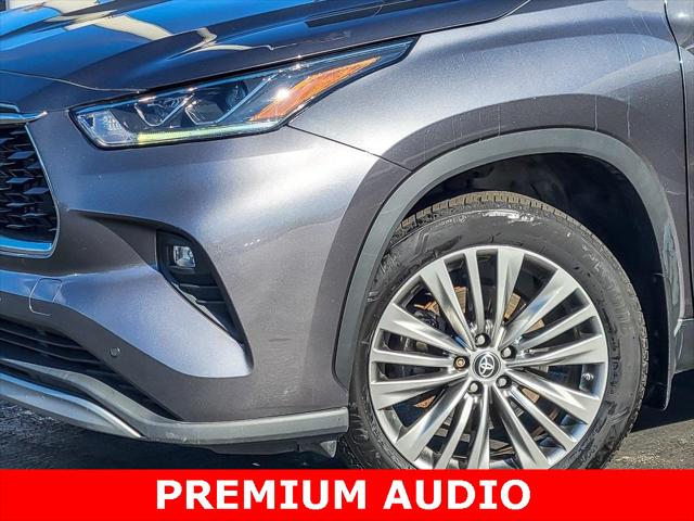 2021 Toyota Highlander Hybrid Platinum