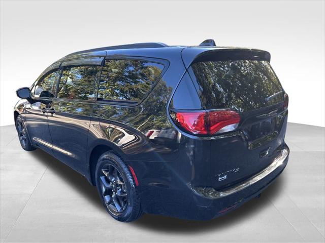 2020 Chrysler Pacifica Touring L Plus