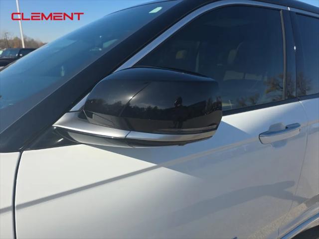 2022 Jeep Grand Cherokee Summit 4x4 2022 Jeep Grand Cherokee Summit 4x4