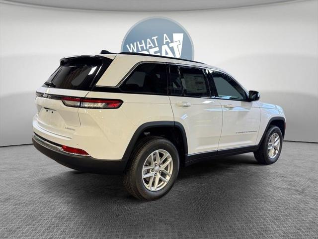 2025 Jeep Grand Cherokee GRAND CHEROKEE LAREDO X 4X4 2025 Jeep Grand Cherokee GRAND CHEROKEE LAREDO X 4X4