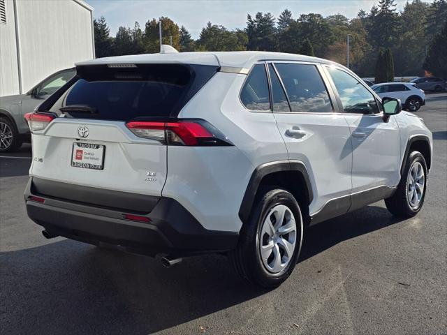 2024 Toyota RAV4 LE 2024 Toyota RAV4 LE