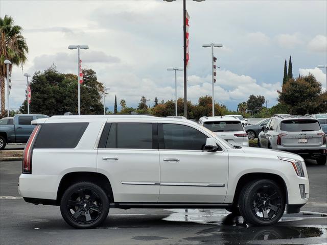 2018 Cadillac Escalade Platinum