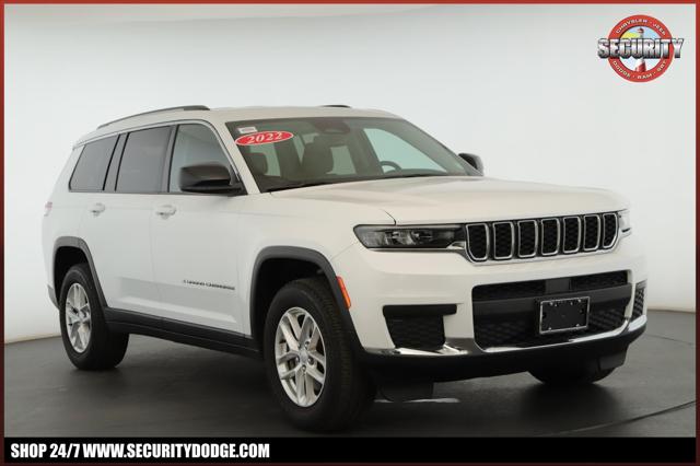 2022 Jeep Grand Cherokee L Laredo 4x4 for sale in Amityville, NY
