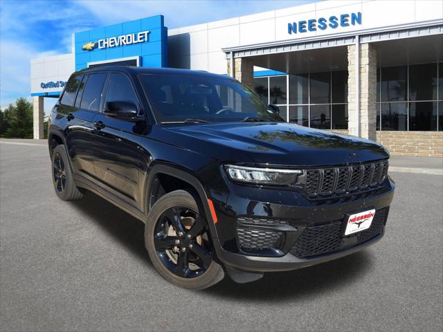 2024 Jeep Grand Cherokee Altitude X 4x2