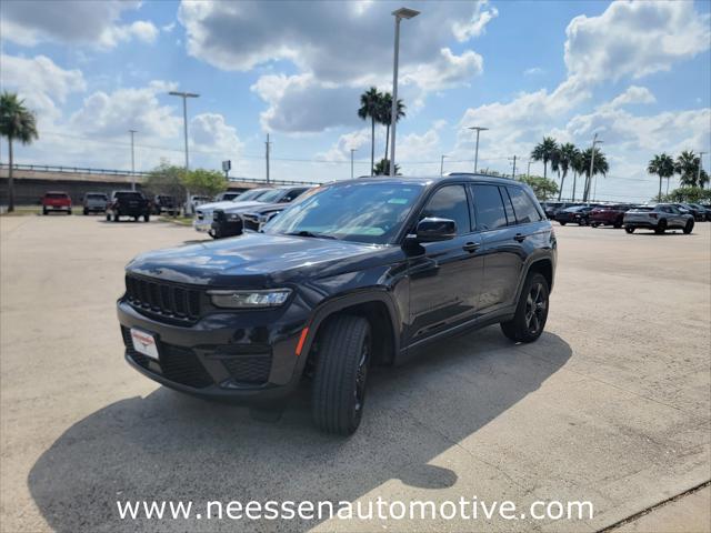 2024 Jeep Grand Cherokee Altitude X 4x2