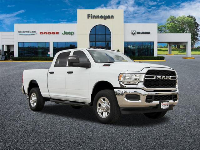 2024 RAM 2500 Tradesman Crew Cab 4x4 64 Box