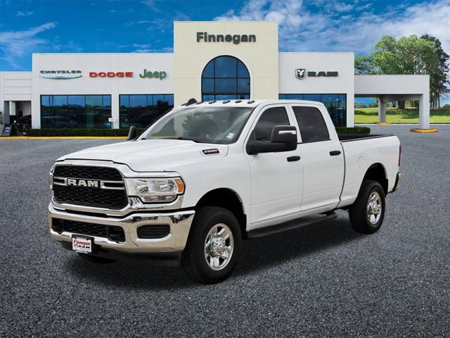 2024 RAM 2500 Tradesman Crew Cab 4x4 64 Box