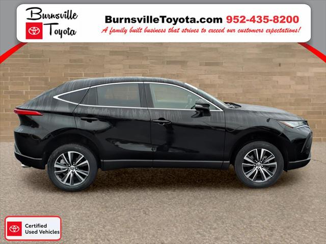 Used 2023 Toyota Venza LE with VIN JTEAAAAH4PJ128303 for sale in Burnsville, Minnesota