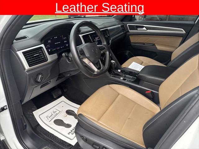 2022 Volkswagen Atlas Cross Sport 3.6L V6 SE w/Technology 2022 Volkswagen Atlas Cross Sport 3.6L V6 SE w/Technology