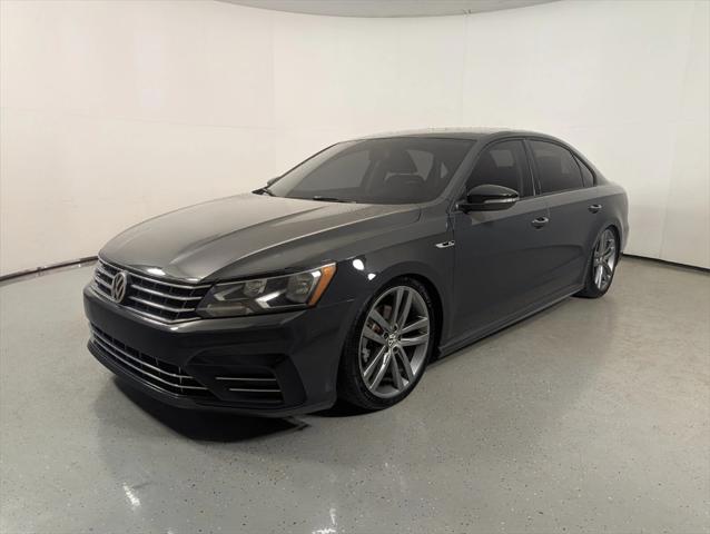 2018 Volkswagen Passat 2.0T R-Line 2018 Volkswagen Passat 2.0T R-Line