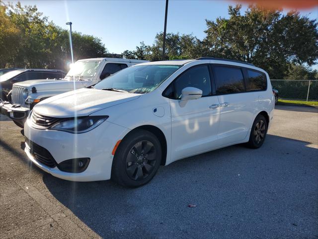 2019 Chrysler Pacifica Hybrid Limited