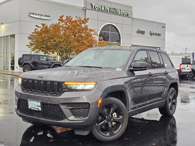 2023 Jeep Grand Cherokee Altitude 4x4 2023 Jeep Grand Cherokee Altitude 4x4