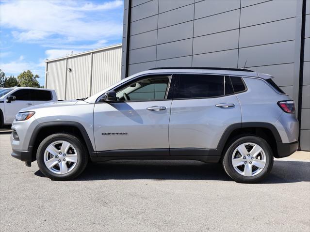 2022 Jeep Compass Latitude 4x4 2022 Jeep Compass Latitude 4x4