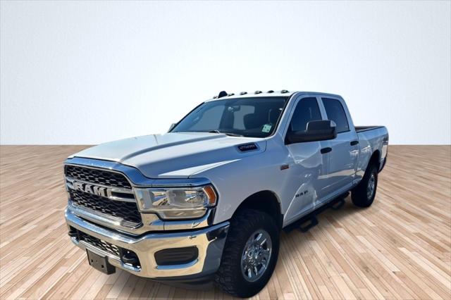 2020 RAM 2500 Tradesman Crew Cab 4X4 64 Box