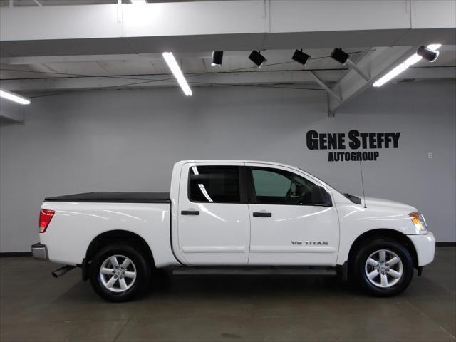 2014 Nissan Titan SV 2014 Nissan Titan SV