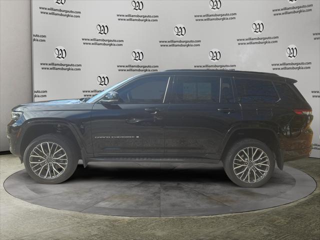 2022 Jeep Grand Cherokee L Summit Reserve 4x4 2022 Jeep Grand Cherokee L Summit Reserve 4x4