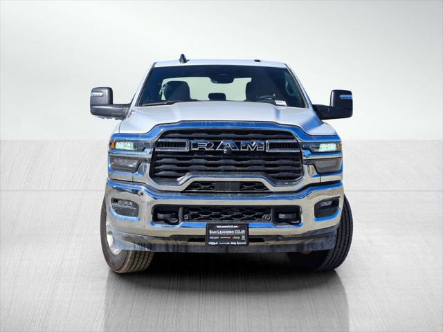 2025 RAM 3500 Big Horn Crew Cab 4x4 8 Box 2025 RAM 3500 Big Horn Crew Cab 4x4 8 Box