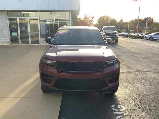 2024 Jeep Grand Cherokee Altitude 4x4 2024 Jeep Grand Cherokee Altitude 4x4