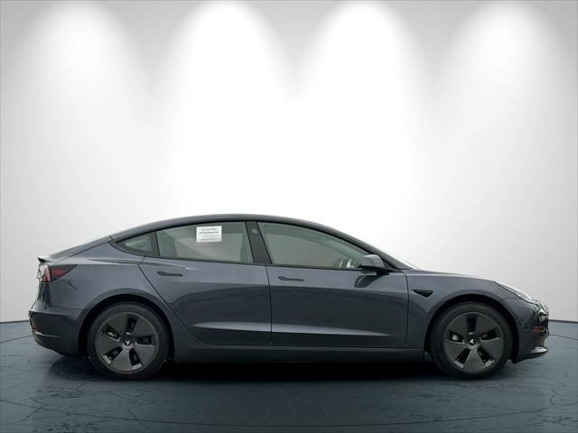 2022 Tesla Model 3 Rear-Wheel Drive