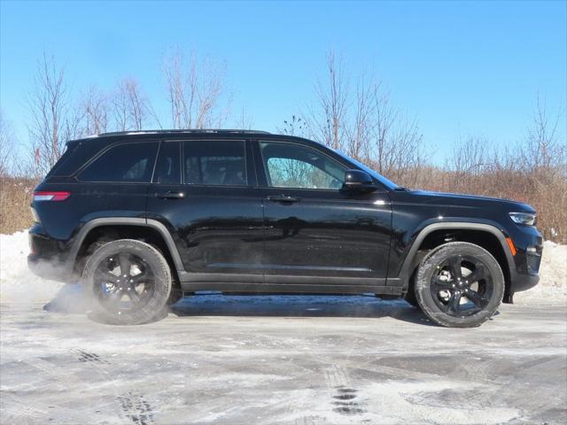 2025 Jeep Grand Cherokee GRAND CHEROKEE LIMITED 4X4 2025 Jeep Grand Cherokee GRAND CHEROKEE LIMITED 4X4