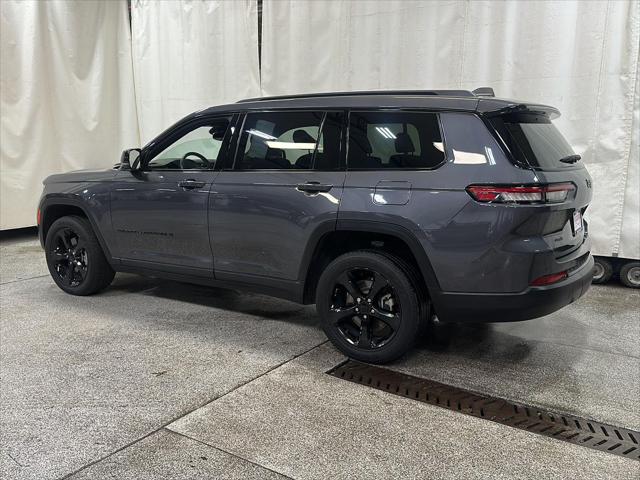 2023 Jeep Grand Cherokee L Altitude 4x4 2023 Jeep Grand Cherokee L Altitude 4x4