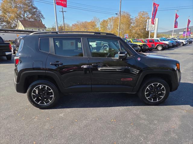 2023 Jeep Renegade Trailhawk 4x4 2023 Jeep Renegade Trailhawk 4x4