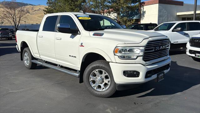 2019 RAM 3500 Laramie Crew Cab 4x4 64 Box