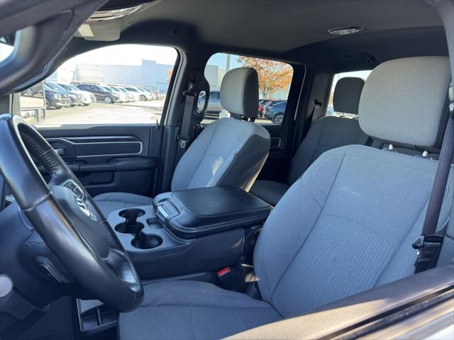 2024 RAM 2500 Big Horn Crew Cab 4x4 64 Box 2024 RAM 2500 Big Horn Crew Cab 4x4 64 Box