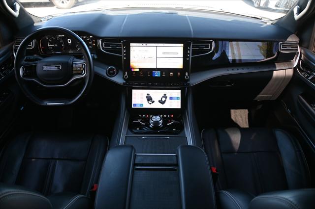 2022 Wagoneer Grand Wagoneer Series II Obsidian 4x4 2022 Wagoneer Grand Wagoneer Series II Obsidian 4x4