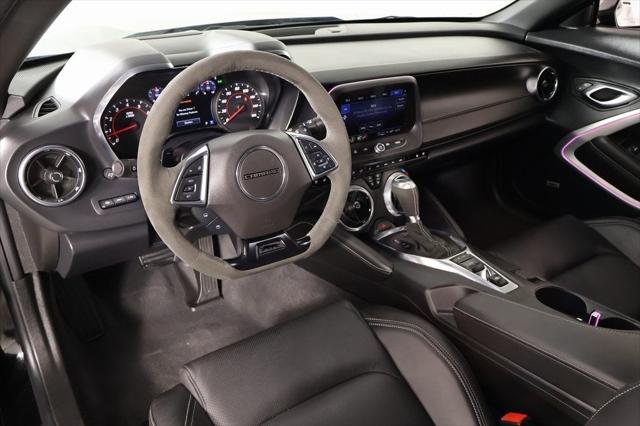 2024 Chevrolet Camaro RWD Coupe 3LT 2024 Chevrolet Camaro RWD Coupe 3LT