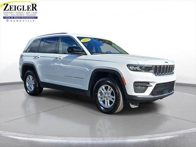 2023 Jeep Grand Cherokee Laredo 4x4 2023 Jeep Grand Cherokee Laredo 4x4