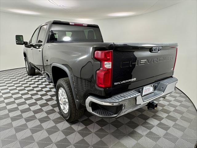 2022 Chevrolet Silverado 2500HD 4WD Crew Cab Standard Bed LTZ