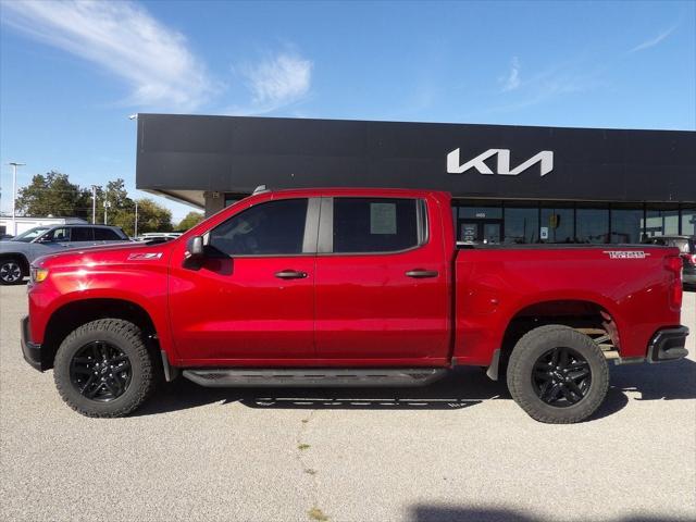 2021 Chevrolet Silverado 1500 4WD Crew Cab Short Bed Custom Trail Boss