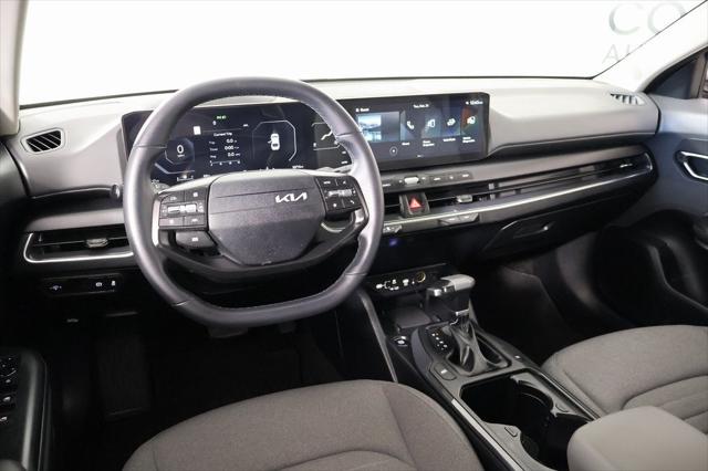 2025 Kia K4 EX 2025 Kia K4 EX