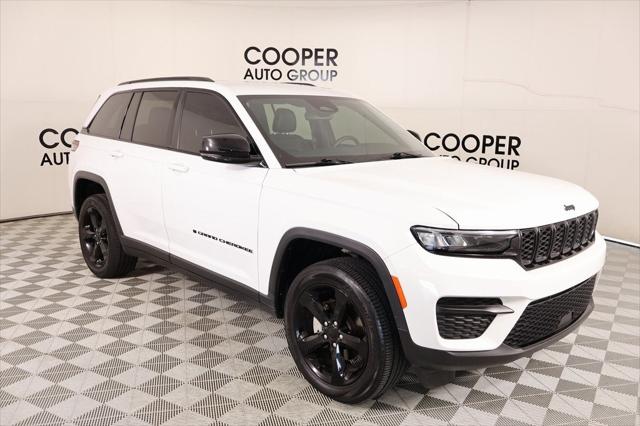 2022 Jeep Grand Cherokee Altitude 4x4