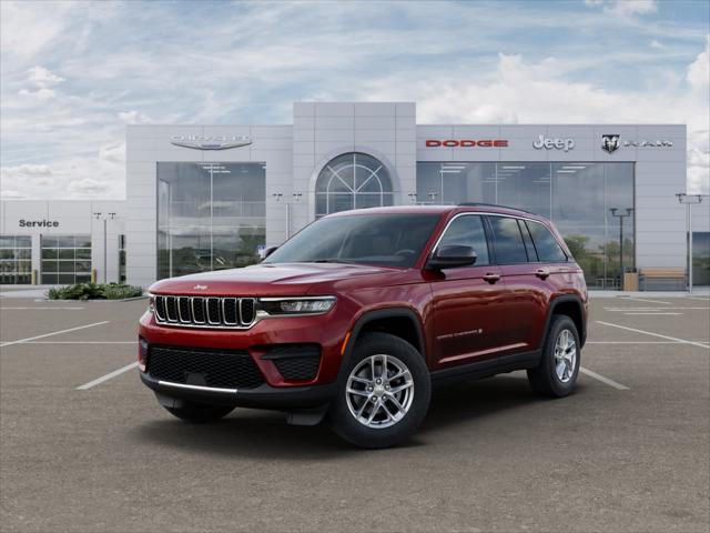 2025 Jeep Grand Cherokee GRAND CHEROKEE LAREDO X 4X4