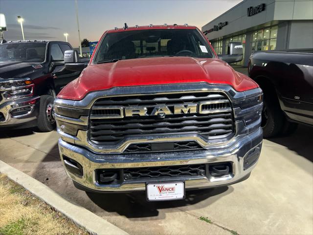 2026 RAM Ram 3500 RAM 3500 BIG HORN CREW CAB 4X4 8 BOX