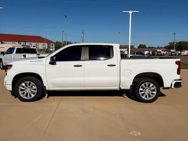 2023 Chevrolet Silverado 1500 2WD Crew Cab Short Bed Custom