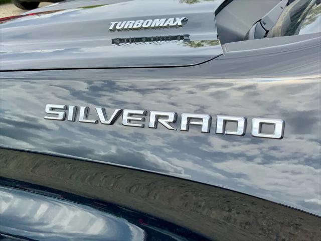 2026 Chevrolet Silverado 1500 4WD Crew Cab Standard Bed LT