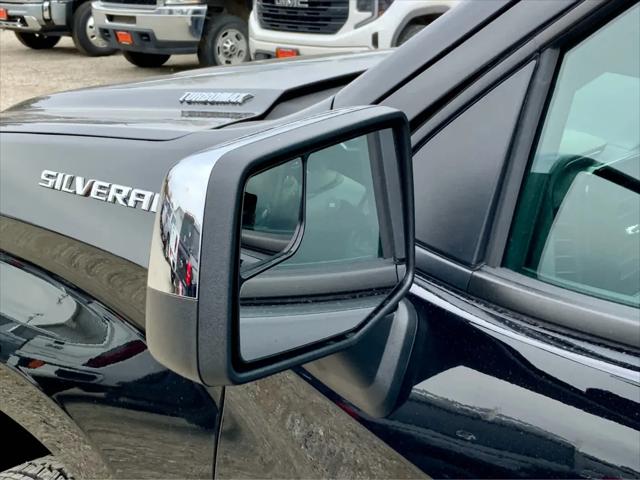 2026 Chevrolet Silverado 1500 4WD Crew Cab Standard Bed LT