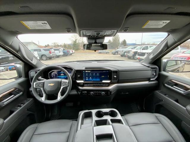 2026 Chevrolet Silverado 1500 4WD Crew Cab Standard Bed LT